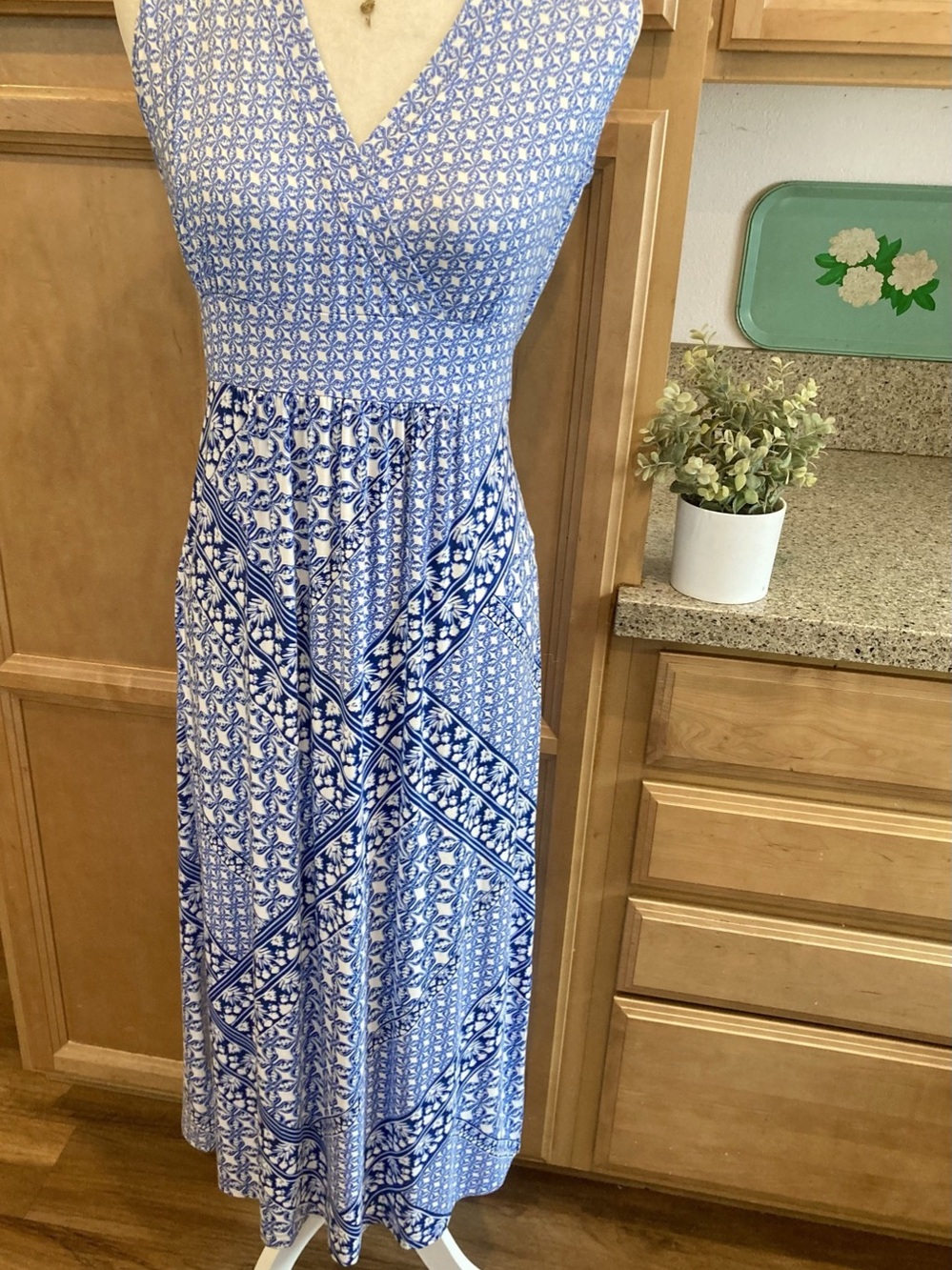 L.L.Bean Knit Maxi Dress, Print Blue & White Floral Maxi Midi Dress Medium